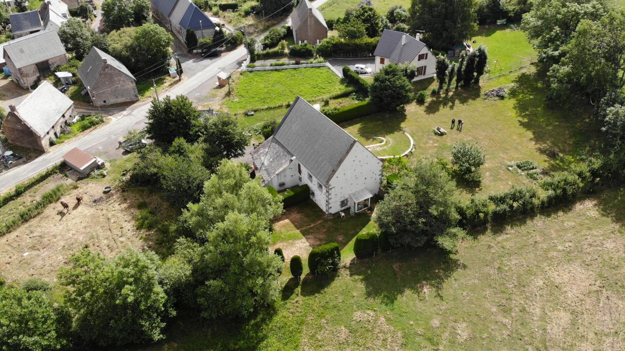 Gite Rural - Grange Des Pres Blancs Chaine Des Puys Le Vernet-Sainte-Marguerite Εξωτερικό φωτογραφία